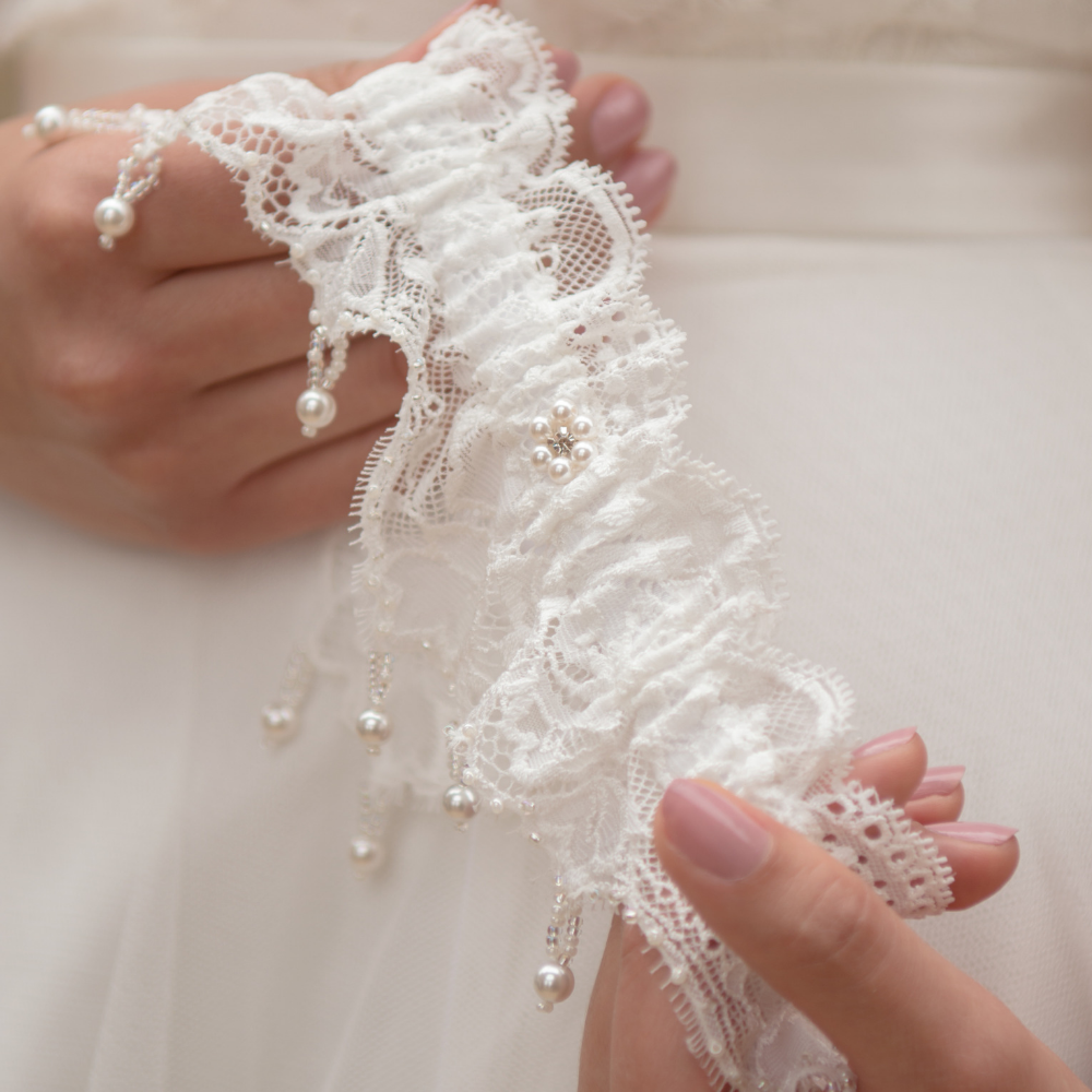 Leila Bridal Garter - Bridal Garter 'Leila' in Ivory Hand-Beaded Pearls Lace